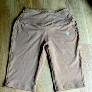 NWOT Mocha bike shorts from Ryderwear!☕️🤎✨